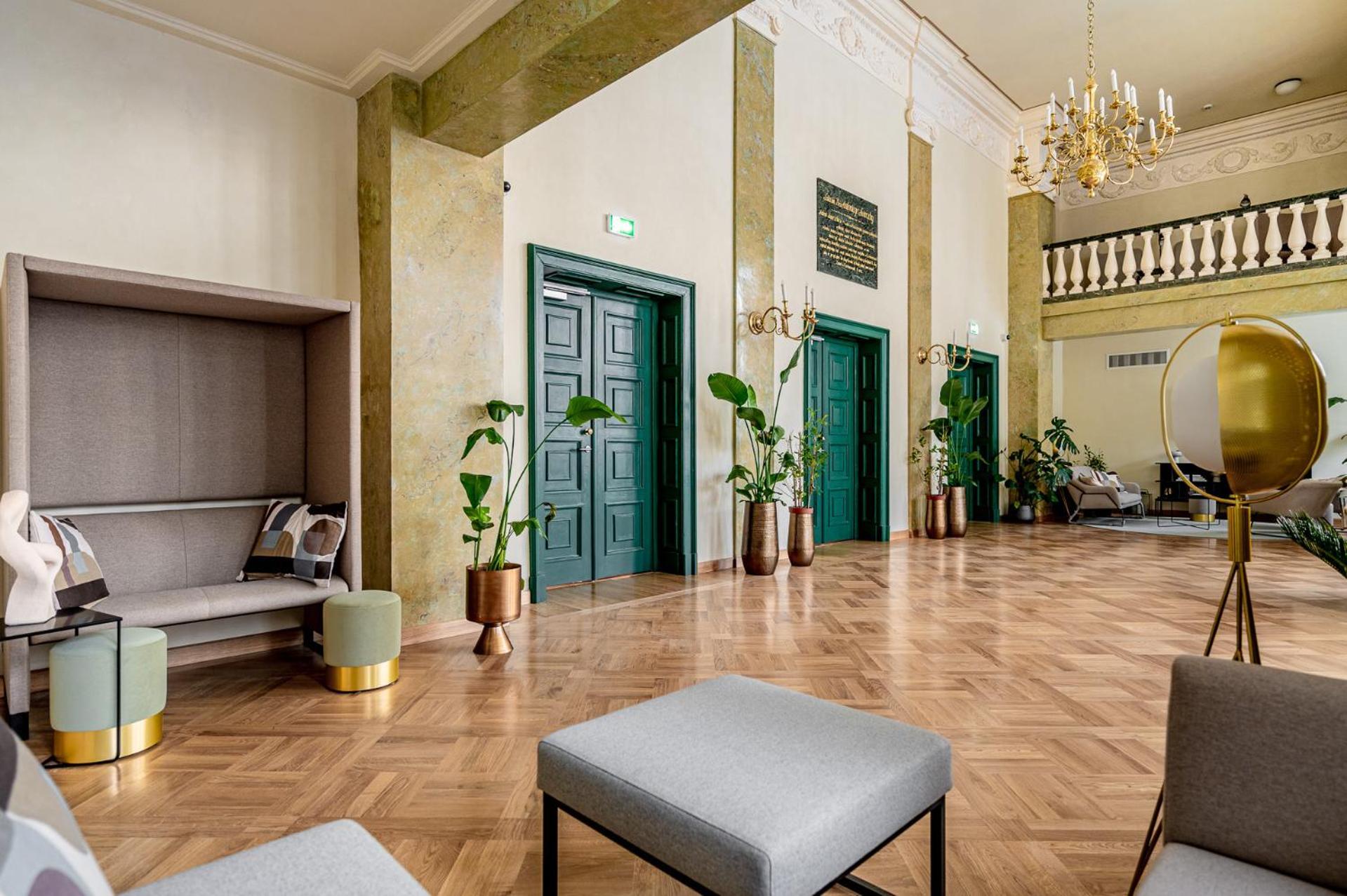 Milestone Krakow Center Urban Living Aparthotel Bagian luar foto